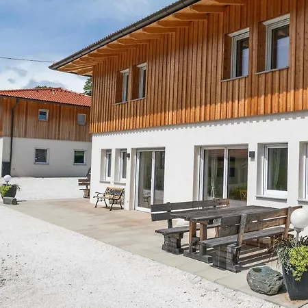 1Schoenes Ferienhaus Im Sonnigen Kaernten Döbriach Exteriér fotografie